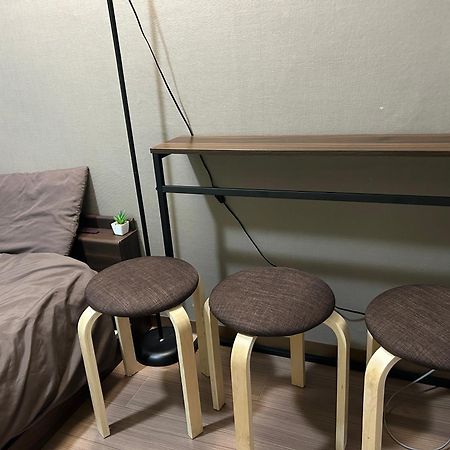 Guest House Zwell Hakata Yakuin Fukuoka  Bagian luar foto